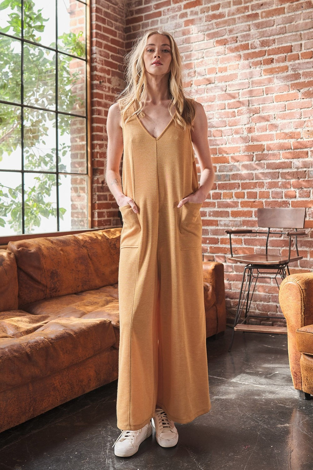 Ces Femme V-Neck Sleeveless