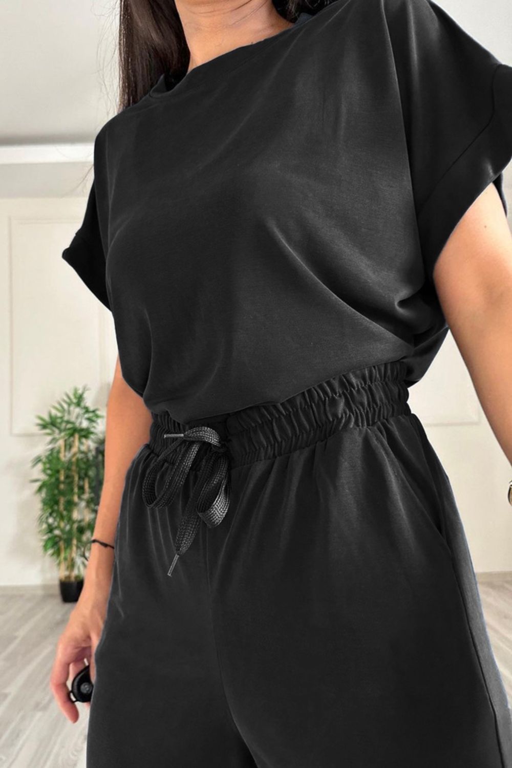 Round Neck Short Sleeve Top 
